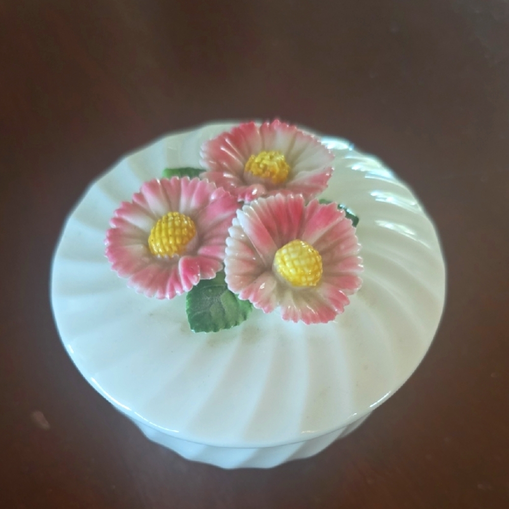 Abbott Japan Floral Ceramic Trinket Box
